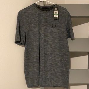 Never worn under armor workout shirt